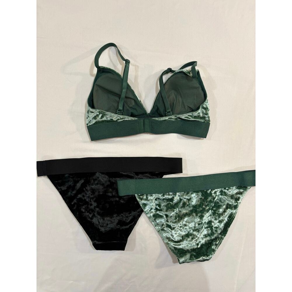 Victoria’s Secret PINK Green Crushed Velour Triangle Bra + 2 matching panties - Picture 2 of 7